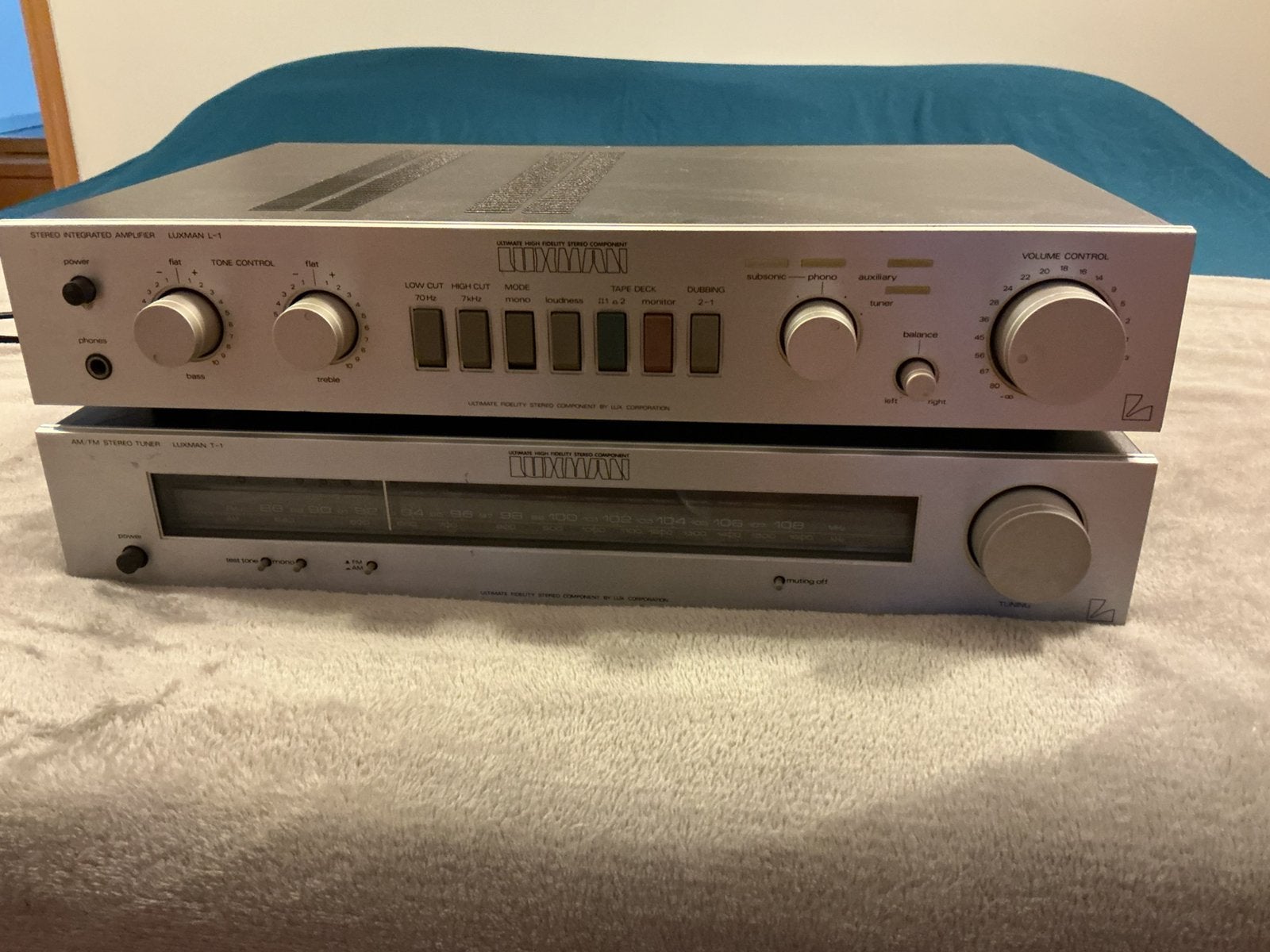 Luxman L1 et T1, TV, Hi-fi & Vidéo, Amplificateurs & Ampli-syntoniseurs, Enlèvement, Utilisé