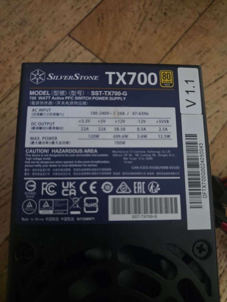 Silverstone TX700 - Psu sff, Computers en Software, Interne voedingen, Ophalen of Verzenden