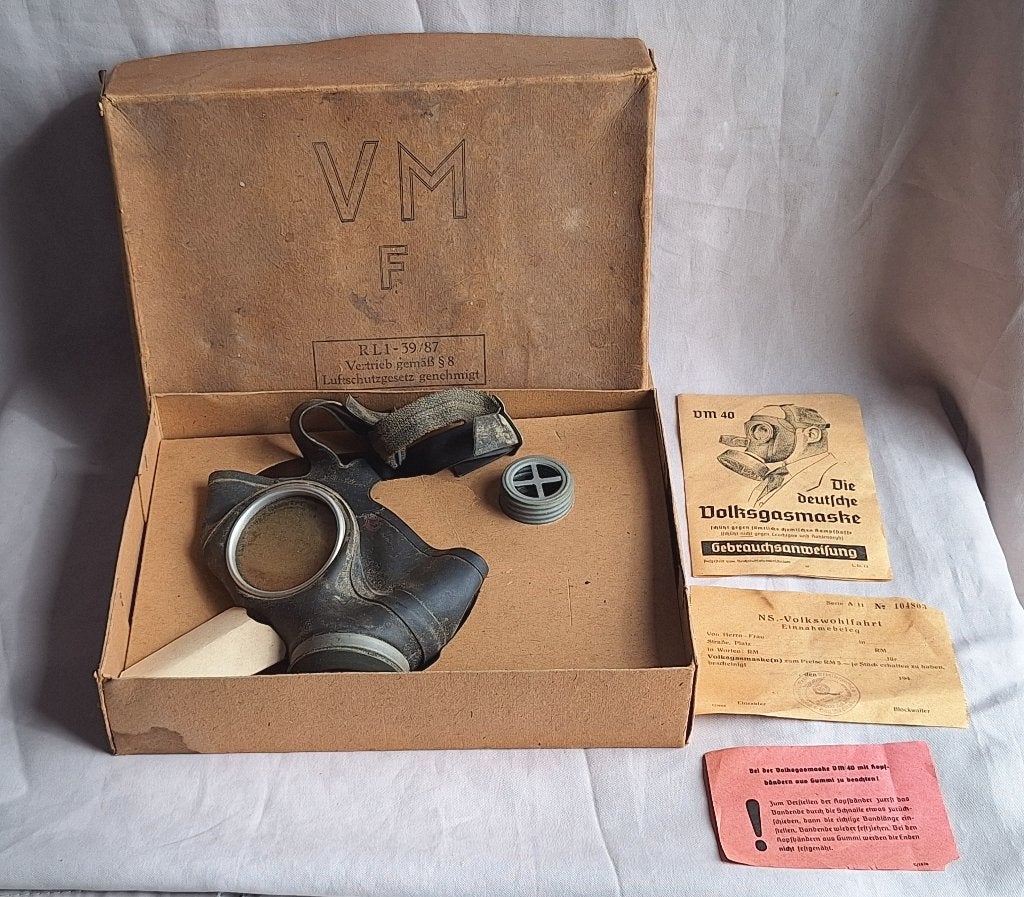 Masque à gaz allemand complet ww2 boîte d'origine, Collections, Enlèvement ou Envoi, Armée de terre, Autres types