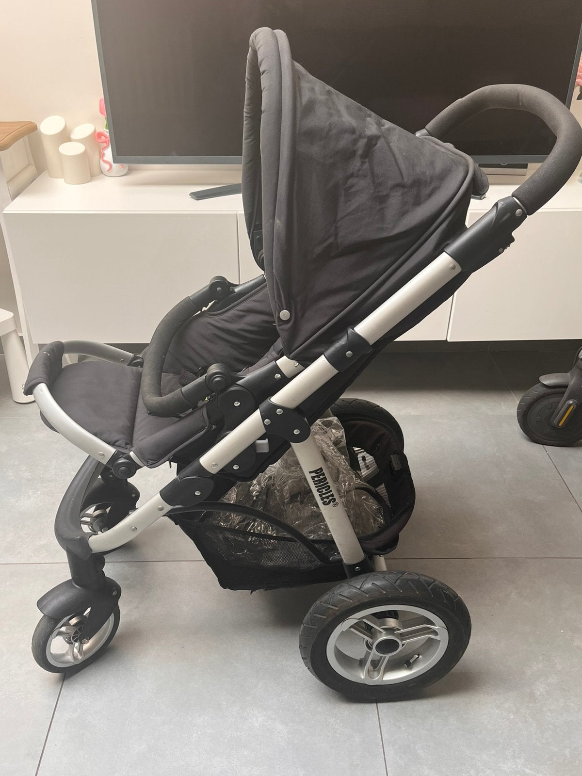 Buggy pericles, Gebruikt, Verstelbare duwstang, Ophalen, Kinderwagen