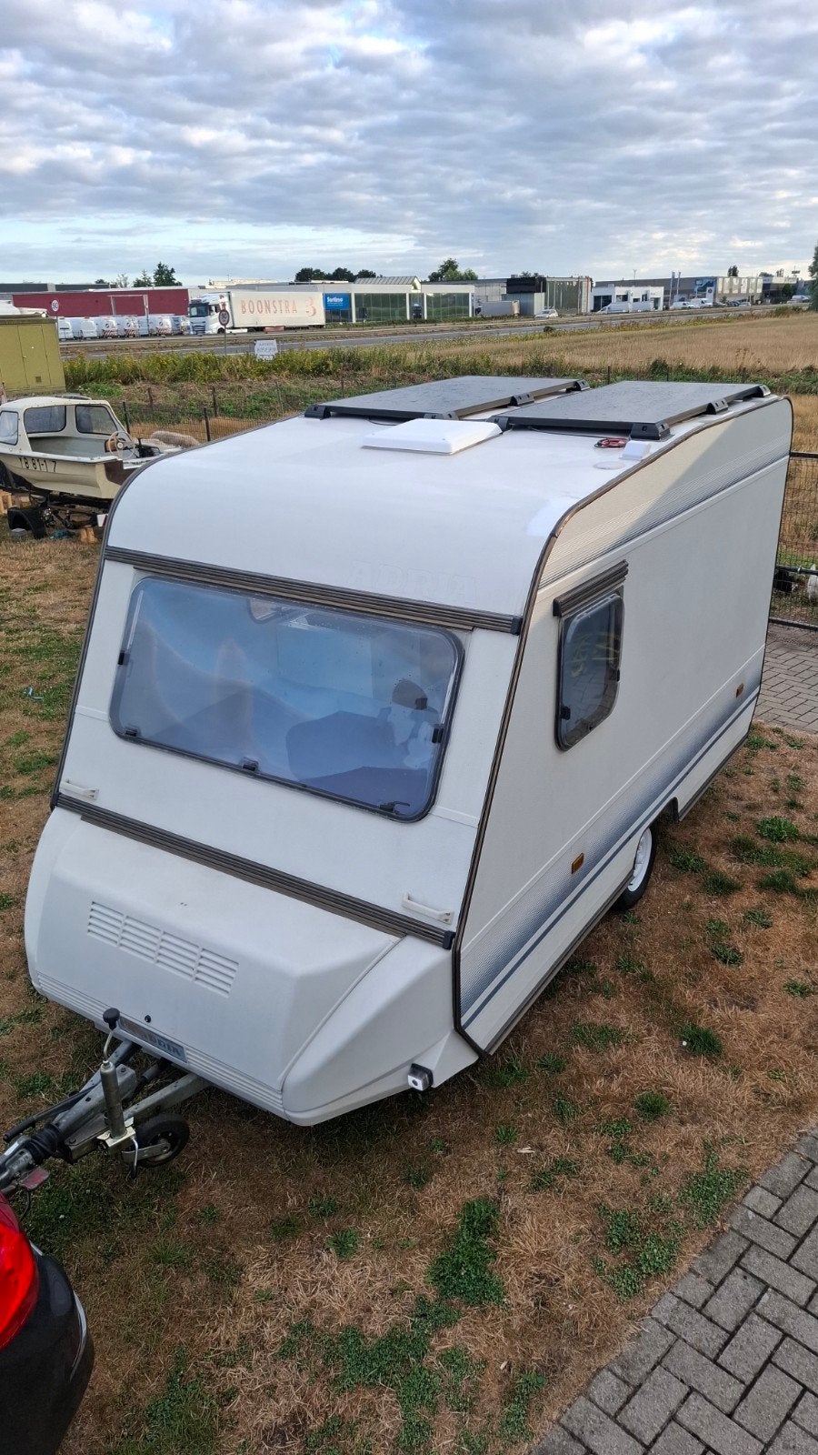 Caravane Adria jusqu'à 700 kg à vendre., Particulier, Adria, Roue de secours, Jusqu'à 2
