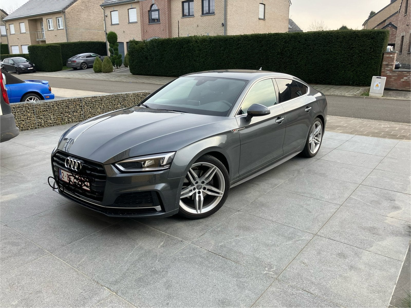Audi A5 S line, Autos, Argent ou Gris, Carnet d'entretien, Noir, Diesel