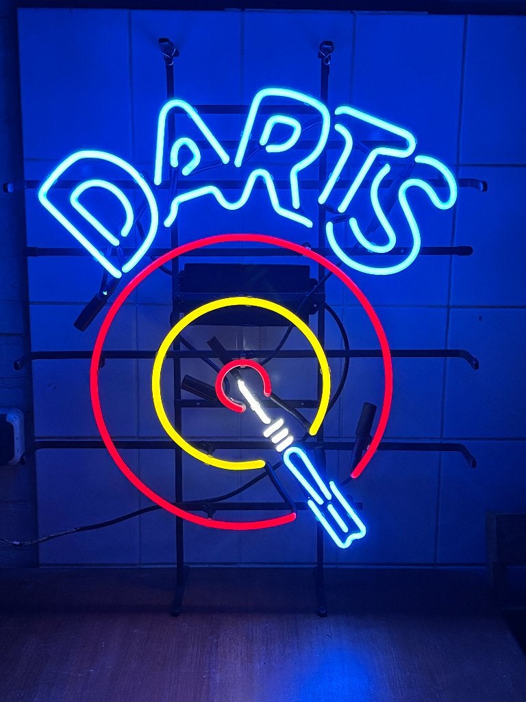 neon darts - 230V, Verzamelen, Merken en Reclamevoorwerpen, Ophalen of Verzenden, Gebruikt, Lichtbak of (neon) lamp