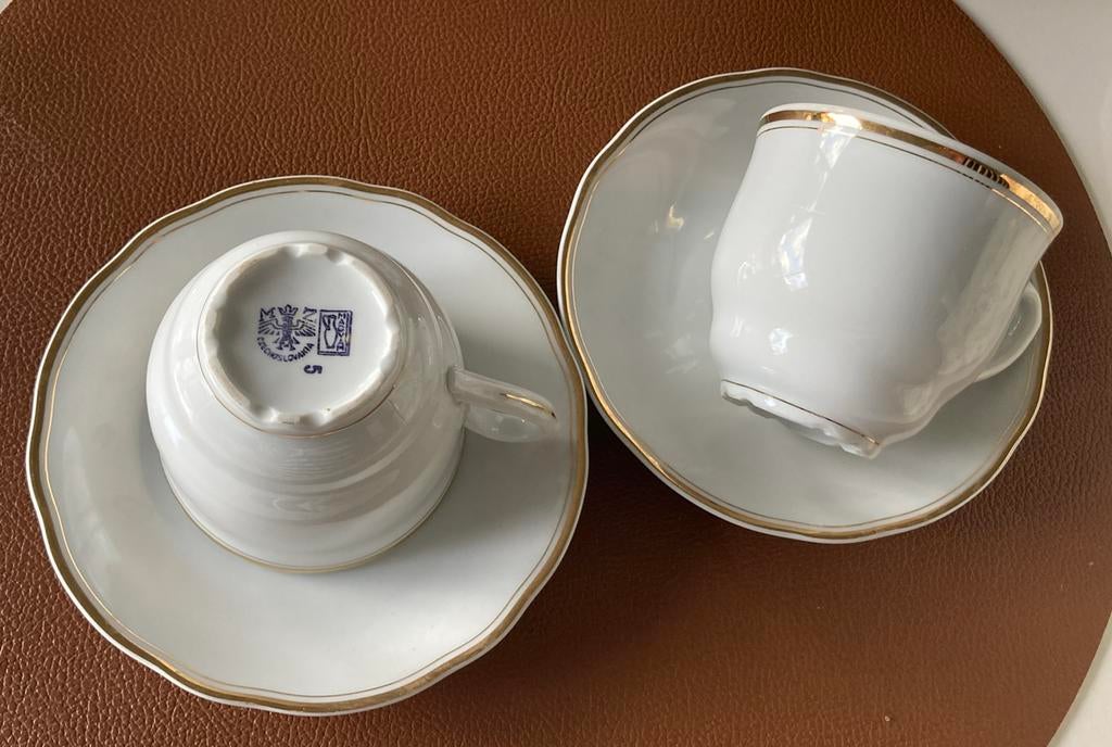 Boheems porselein MAGVAM 6 kopjes met schoteltje, Antiek en Kunst, Ophalen