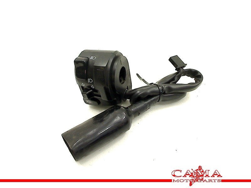 COMMUTATEUR GAUCHE Kawasaki, Dhr. S. di Majo, Utilisé, Info@cama-motorparts.nl, P.J. Troelstraweg 8 8
3144 CX  MAASSLUIS, NL