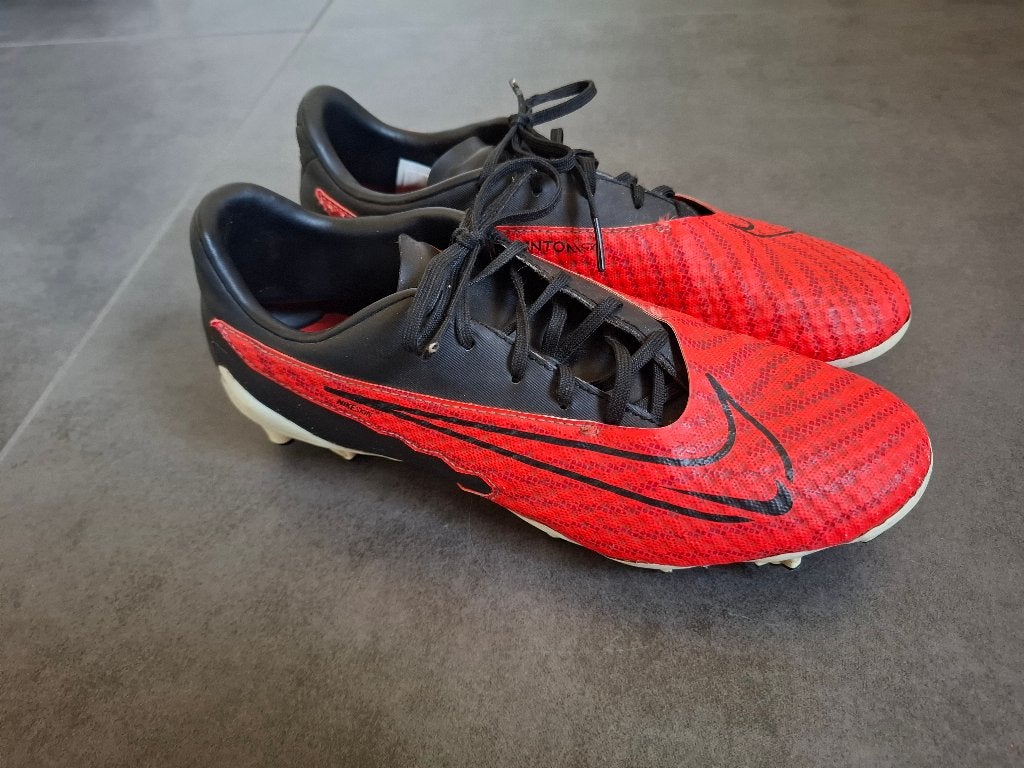 Voetbalschoenen Nike Phantom, Sport en Fitness, Ophalen of Verzenden, Gebruikt, Schoenen