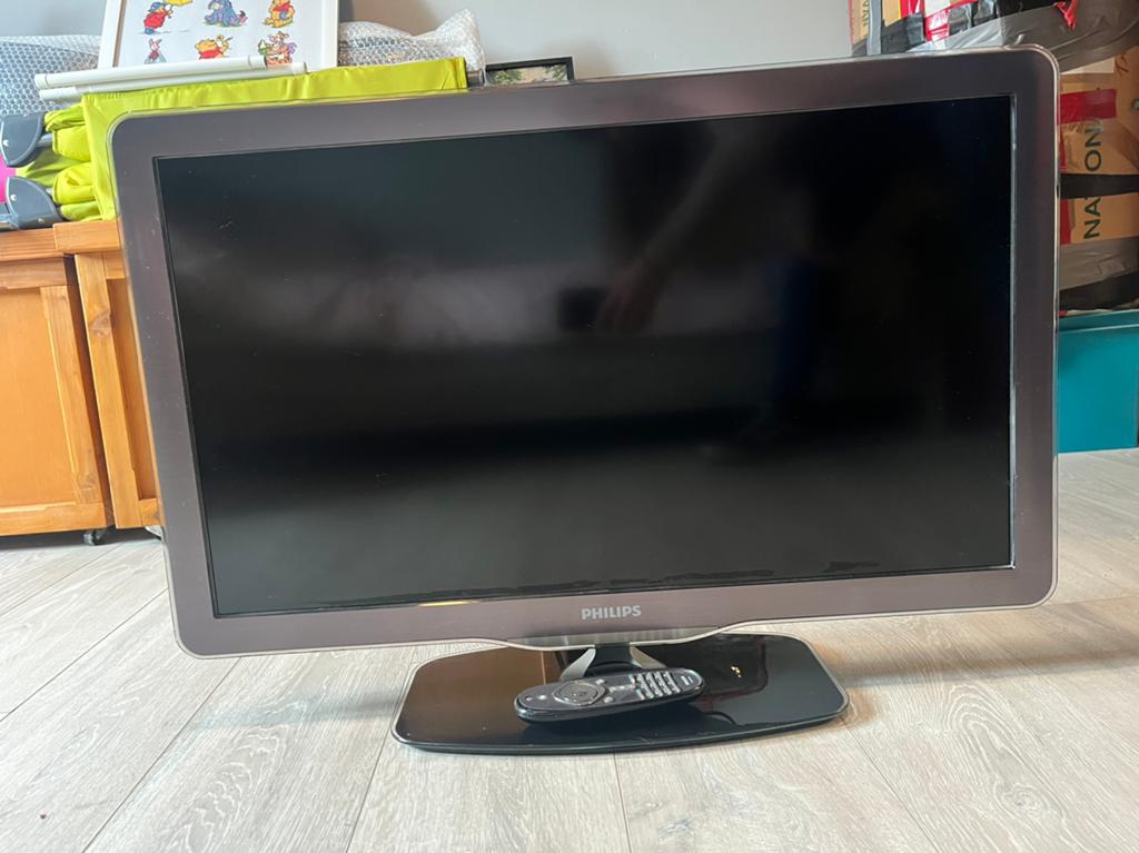 Philips tv 32 inch, Ophalen, Zo goed als nieuw, Philips
