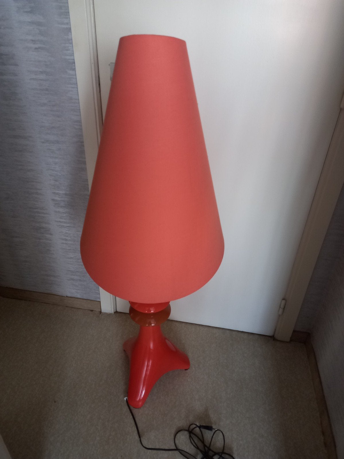 Lampe  sur  pied  faïence, Enlèvement ou Envoi