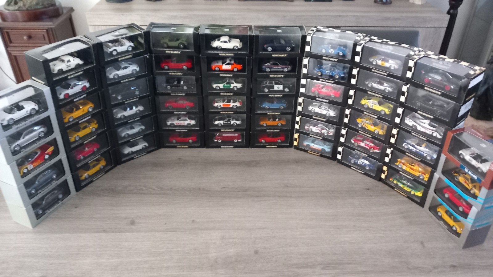 Unieke verzameling 57× Porsche Minichamps 1:43, Hobby & Loisirs créatifs, Enlèvement, MiniChamps