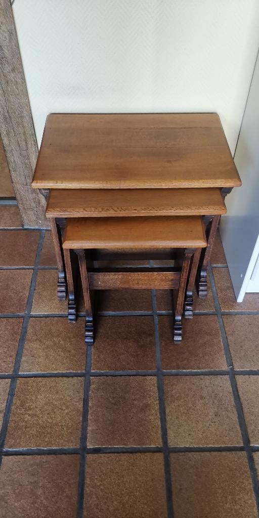 Ensemble de 3 tables gigognes en chêne massif, Ophalen, Gebruikt, Eikenhout