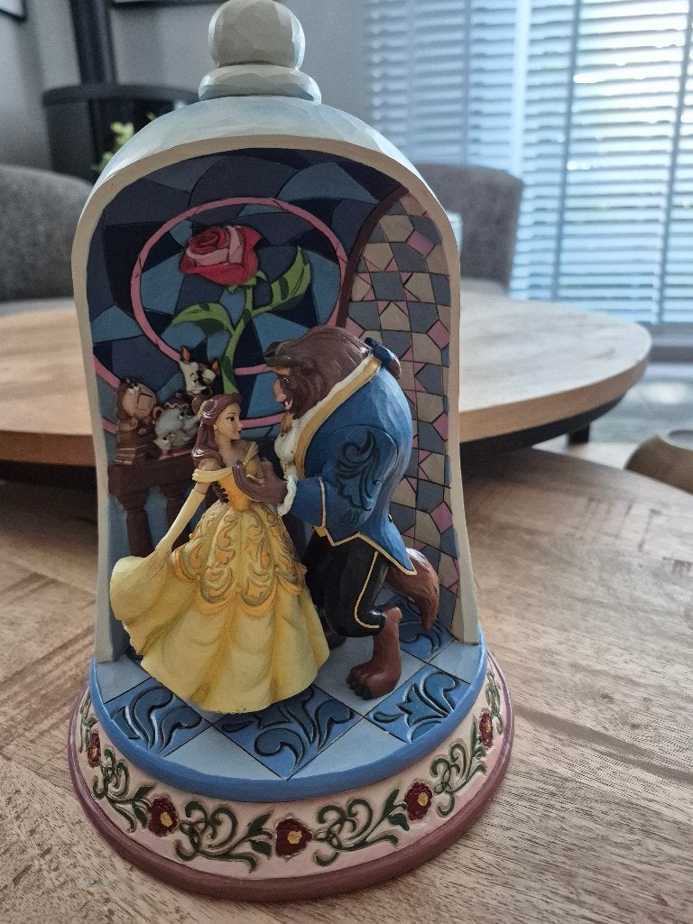 Disney traditions belle, Verzamelen, Disney, Ophalen, Assepoester of Belle, Zo goed als nieuw, Beeldje of Figuurtje
