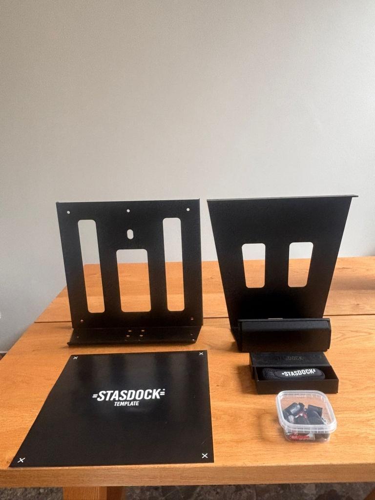 Stasdock / muurbeugel voor koersfiets, Ophalen, Nieuw, Stasdock