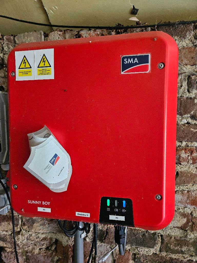 10 Jinko 270 Wp-panelen en 5 KVA SMA-omvormer, Doe-het-zelf en Bouw, Zonnepanelen en Toebehoren, Ophalen, Gebruikt, Compleet systeem