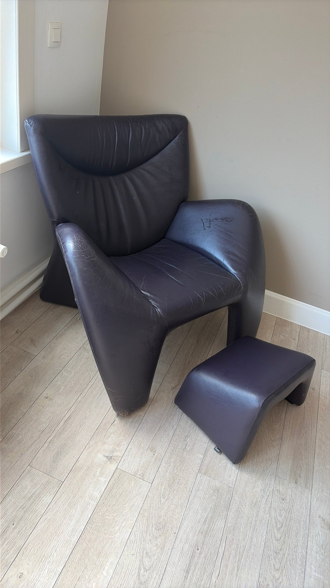 Paarse stoel, Huis en Inrichting, Fauteuils, Ophalen, Gebruikt, 75 tot 100 cm, Leer