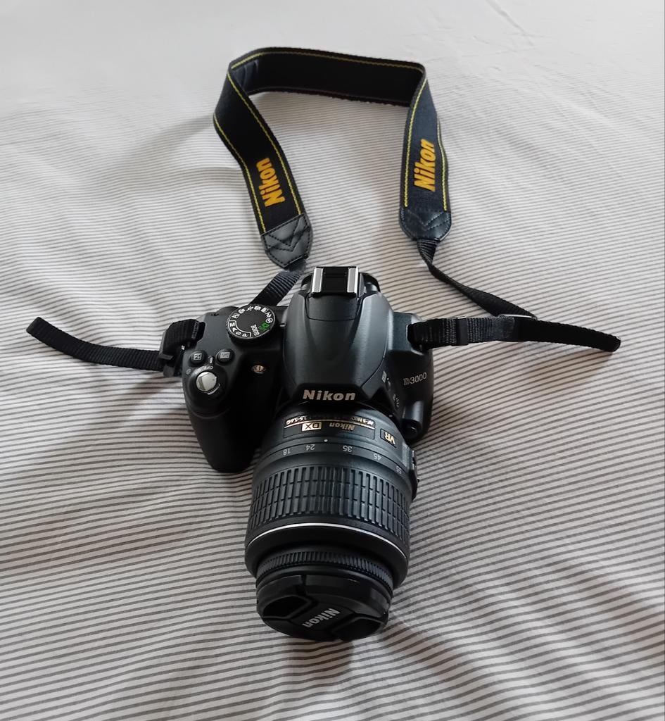 Nikon D3000 Spiegelreflexcamera, Audio, Tv en Foto, Fotocamera's Digitaal, Ophalen of Verzenden, Zo goed als nieuw, Spiegelreflex