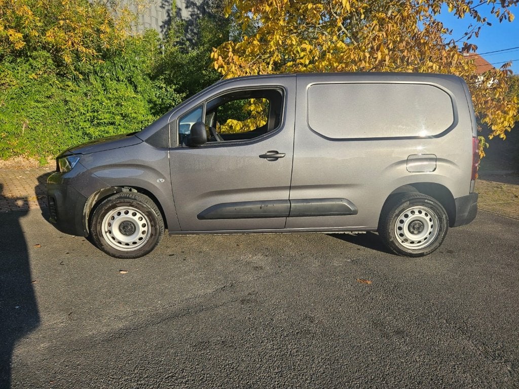 Peugeot Partner 1.5 BlueHDI ❄️AIRCO 🌍GPS, Auto's, Voorwielaandrijving, 75 kW, Stof, 4 cilinders