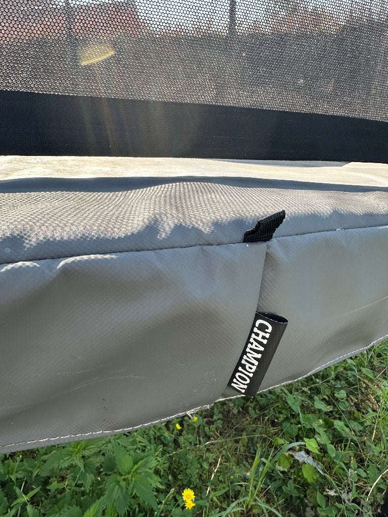 Trampoline BERG 4m30 avec filet de sécurité Deluxe XL, Enfants & Bébés, Jouets | Extérieur | Trampolines, Enlèvement, Utilisé