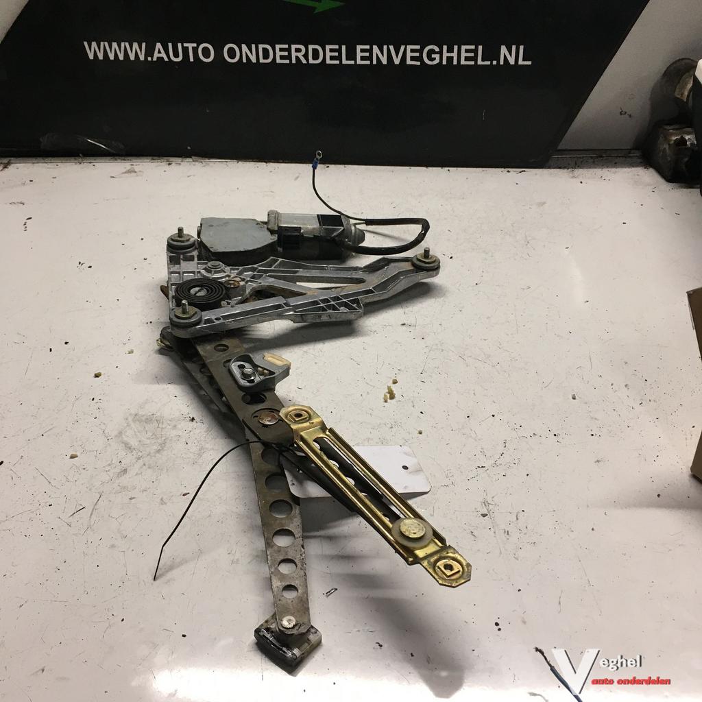 Mercedes W126  Type 1  Elektr Raammechanisme Linksvoor, Auto-onderdelen, Ruiten en Toebehoren, Gebruikt, Ophalen of Verzenden