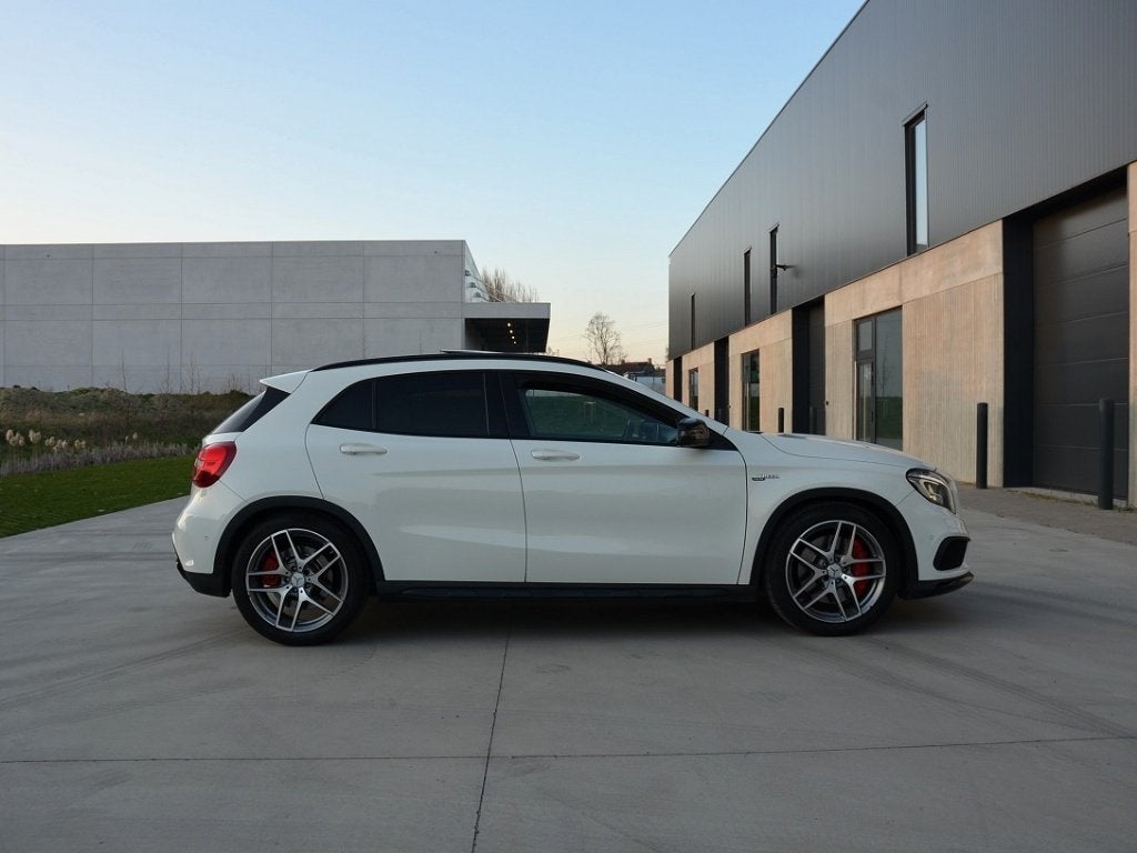 Mercedes GLA AMG 45 * 4matic * met Open Pano schuifdak, Autos, Cuir, Euro 6, Entreprise, Noir
