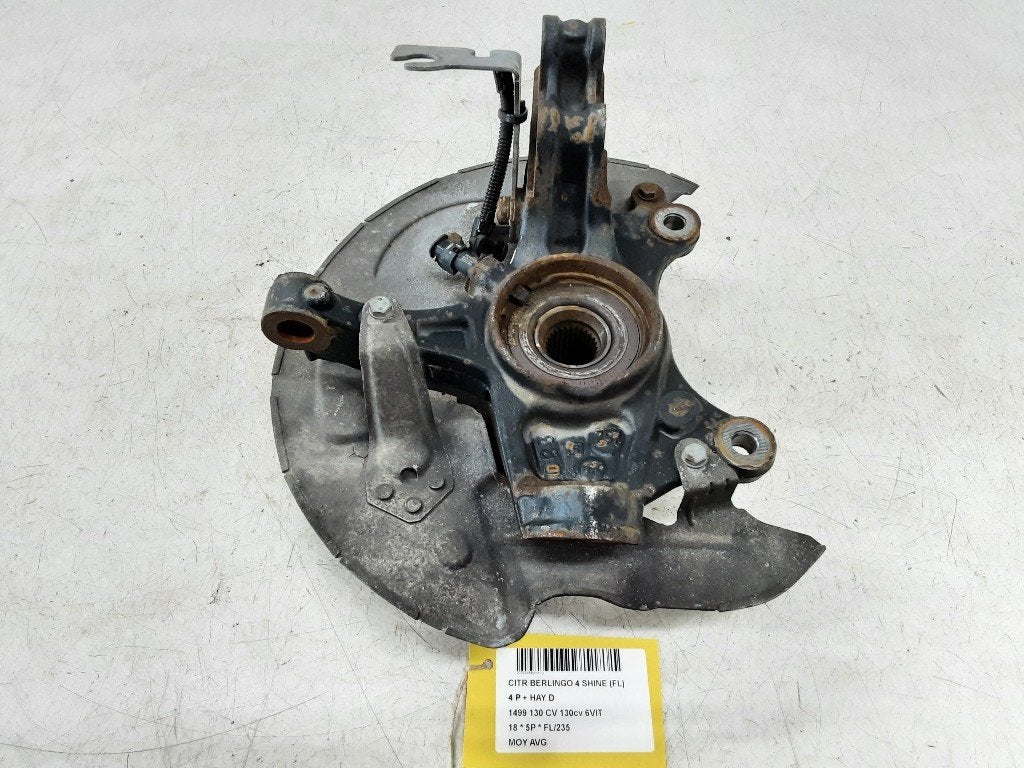 WIELNAAF LINKS VOOR Citroën Berlingo Multispace (01-2017/-), Gebruikt, Citroën, Kontakt-citroen@citroen.com, Citroën Deutschland GmbH
