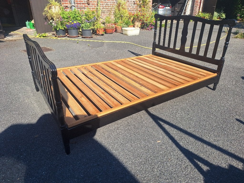 Houten bed met lattenbodem, Ophalen, Zo goed als nieuw, Twijfelaar, 120 cm