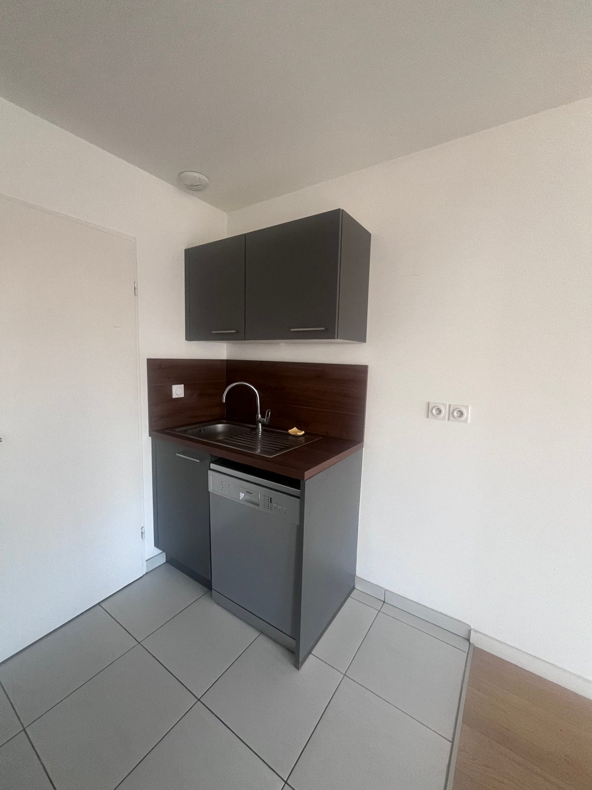 URGENT LILLE - cuisine à vendre, Brun, Enlèvement, Utilisé, Autres types