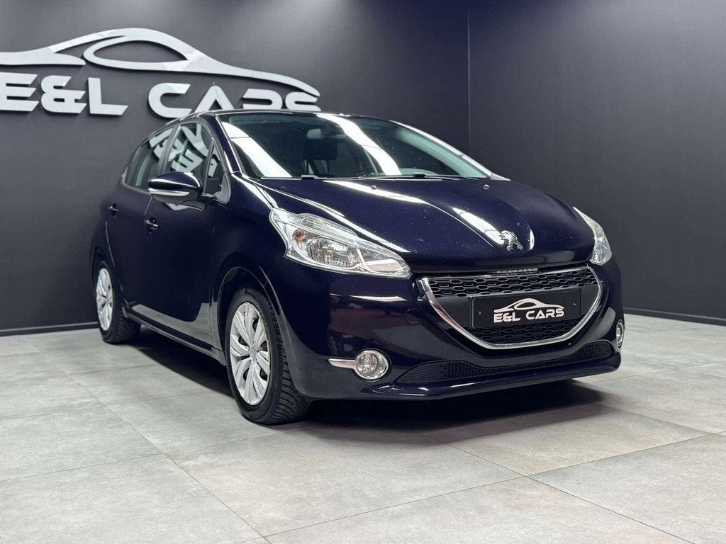 Peugeot 208 208 1.4 HDi *12 mois de garantie* (automatique), Achat, 50 kW, Entreprise, Noir