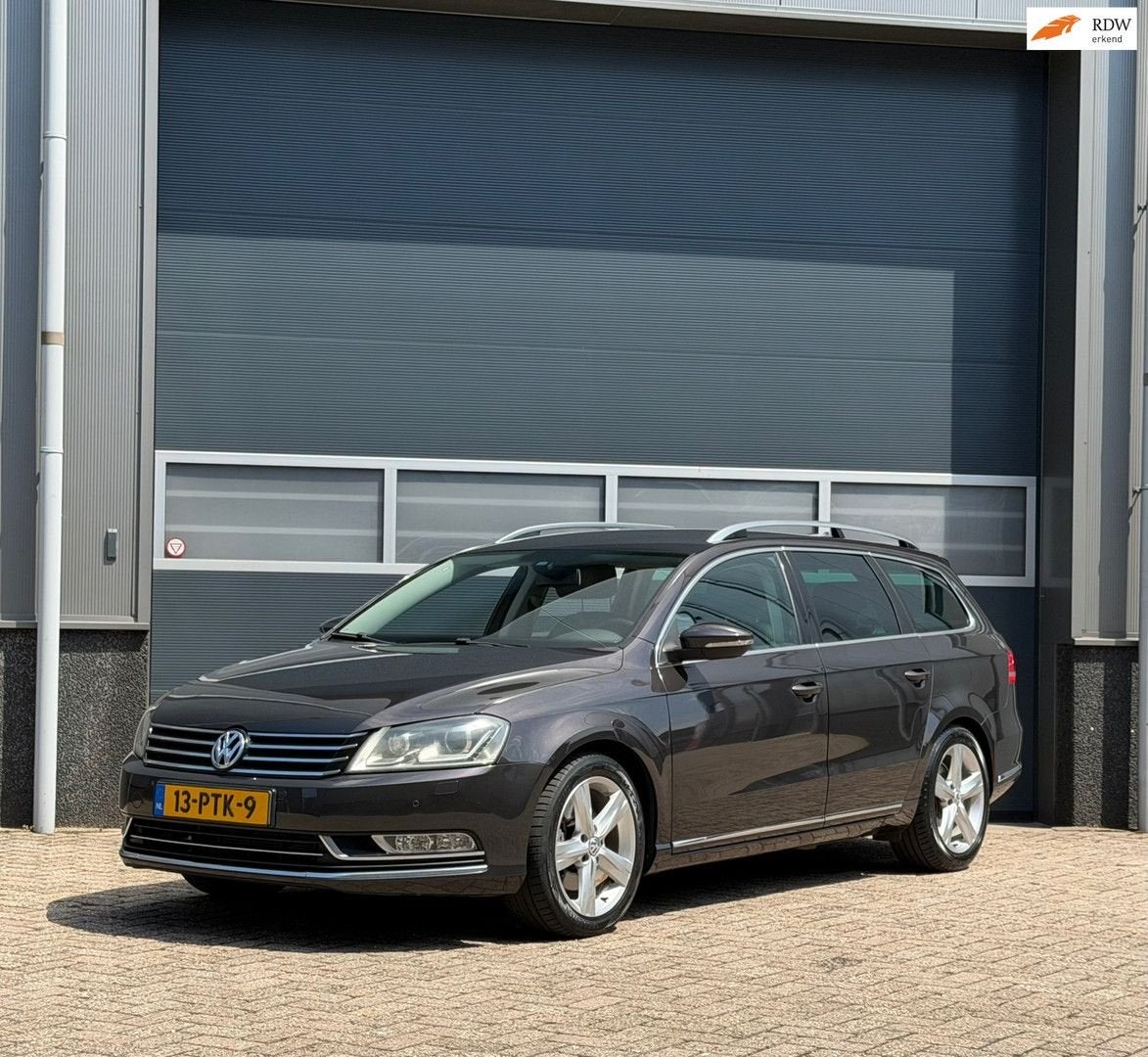 Volkswagen Passat Variant 1.8 TSI Highline bj.2011 Navi|Lede, Auto's, Volkswagen, Parkeersensor, Zwart, Bruin, 160 g/km