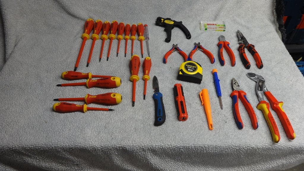 Gereedschapsset voor elektriciens, Ophalen of Verzenden, Nieuw, Klem, Knipex