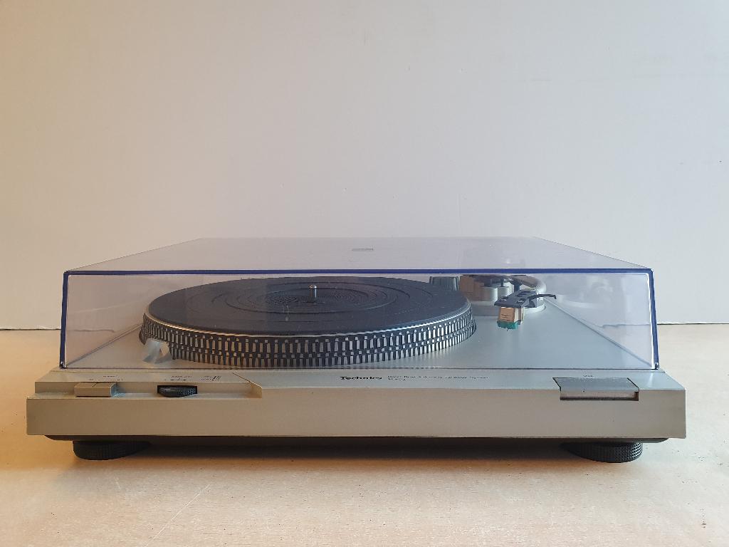 Technics Direct Drive Automatic Turntable System SL-D2, TV, Hi-fi & Vidéo, Tourne-disques, Technics, Enlèvement ou Envoi