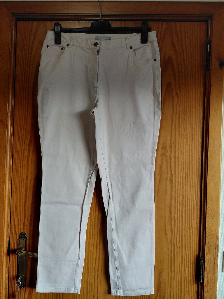 lichtroze zomerbroek; maat 46. Blancheporte., Kleding | Dames, Blancheporte, Ophalen of Verzenden, Zo goed als nieuw, Overige kleuren