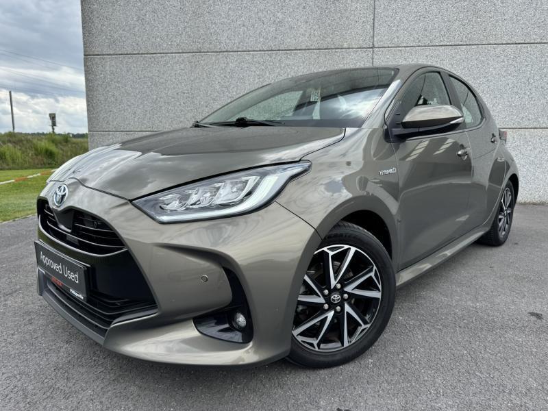 Toyota Yaris 1.5 Hybrid e-CVT Iconic + Navi et Hi Tech Pack, Auto's, Toyota, Automaat, 68 g/km, Overige kleuren, 1490 cc