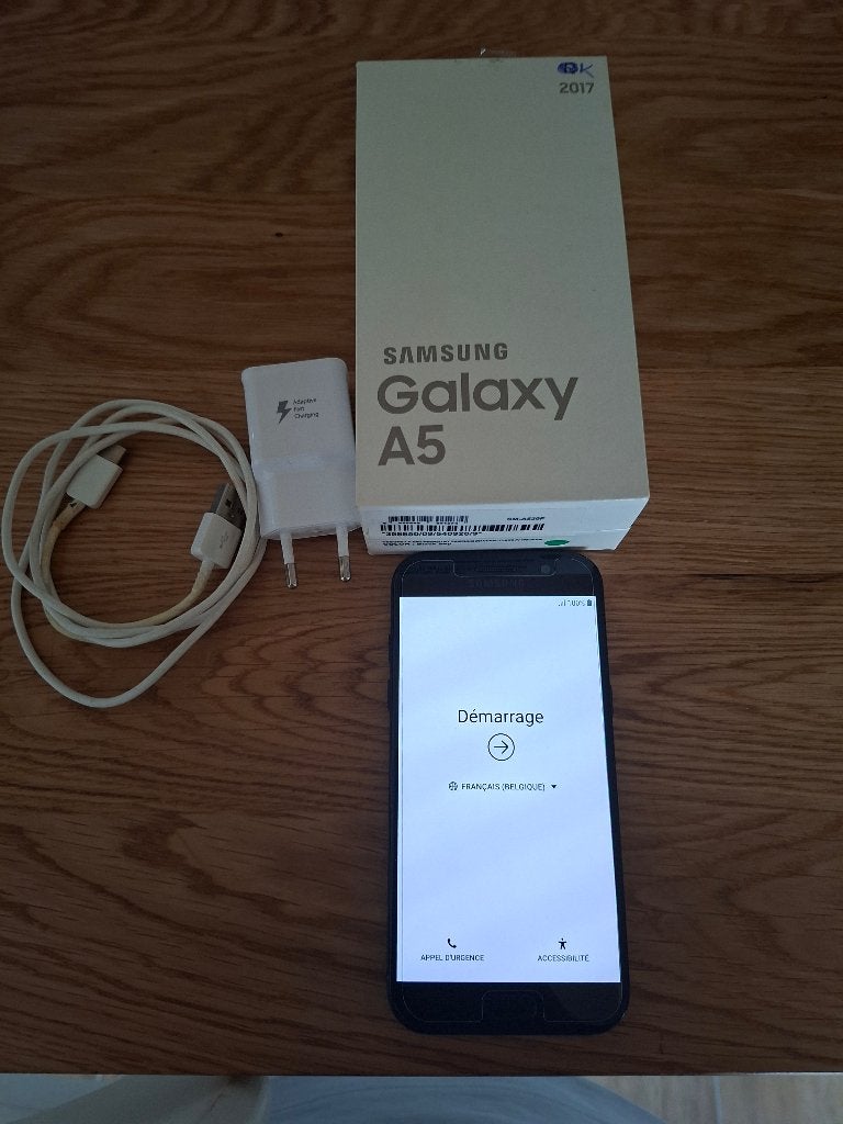 Samsung Galaxy A5  – Très bon état + accessoire, Télécoms, Enlèvement ou Envoi, Comme neuf, Sans abonnement, Sans simlock