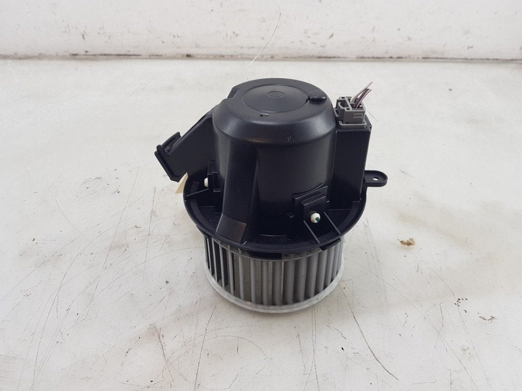 KACHEL VENTILATORMOTOR Renault Twingo III (AH), Dhr. J. Ham, Gebruikt, Renault, Administratie@autoham.nl