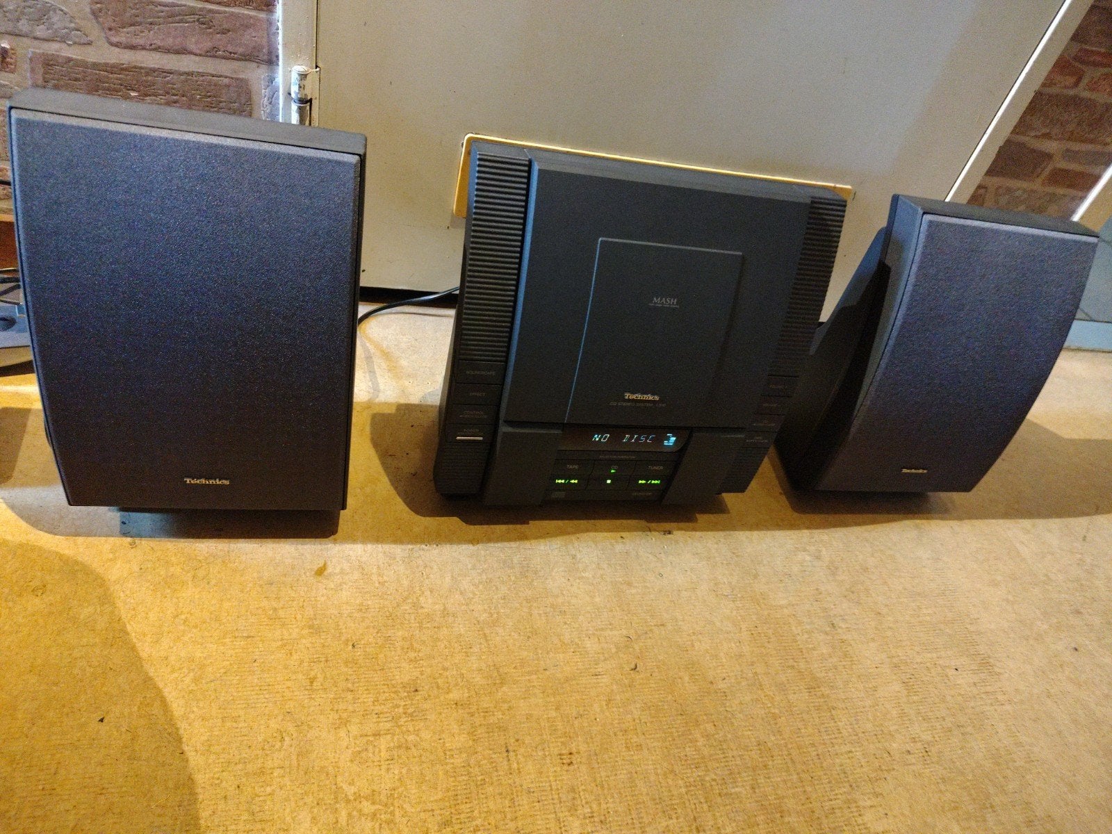 Technics CD Stereo System LS10, Audio, Tv en Foto, Luidsprekerboxen, Afstandsbediening, Ophalen