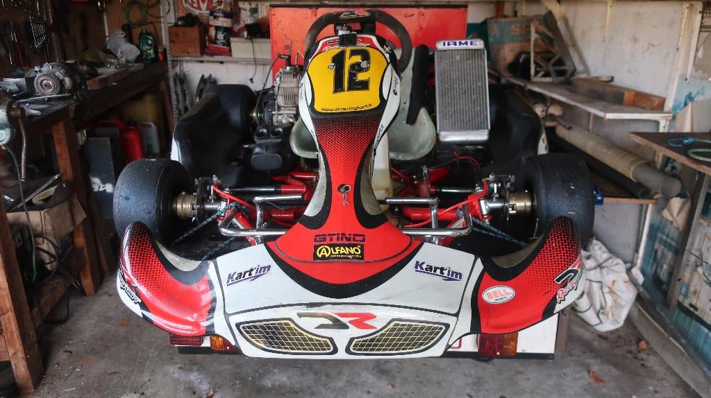 Kart de course DR avec moteur Iame X30 125cc, Sports & Fitness, Karting, Enlèvement, Utilisé, Kart