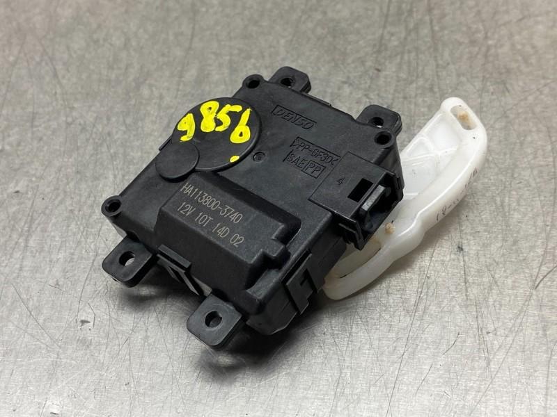 ACTIONNEUR MOTEUR VOLET CHAUFFAGE Suzuki Baleno (EW / FW), Utilisé, Suzuki