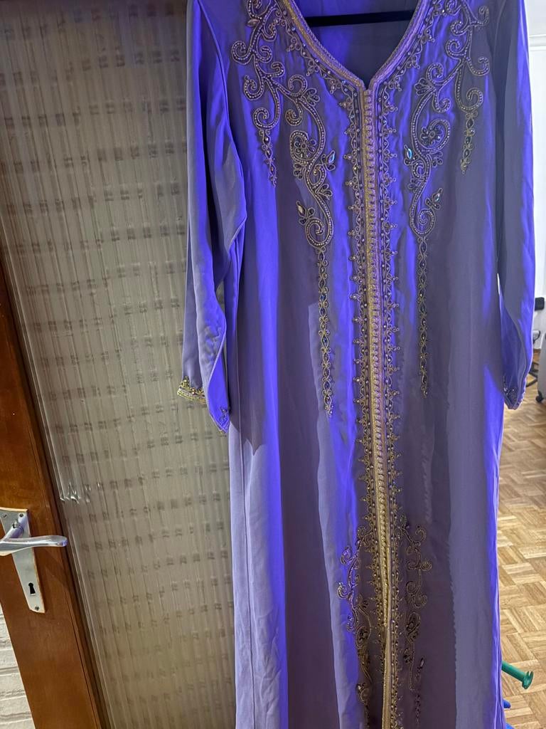 Kaftan, Ophalen, Zo goed als nieuw