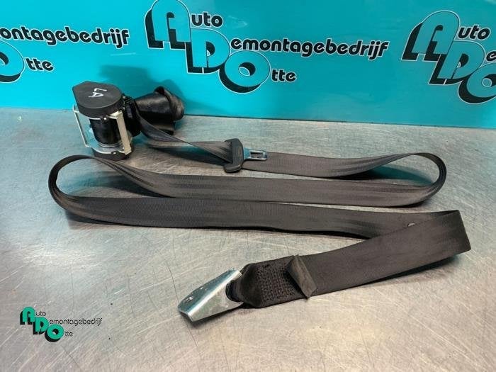 Ceinture de sécurité arrière gauche d'un Seat Leon (Leon, -, 3 mois de garantie, Utilisé, -