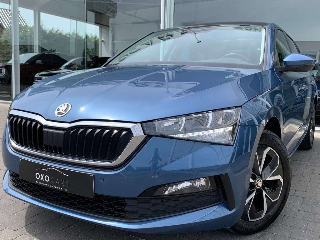 Skoda Scala 1.0TSI STYLE 115CV / VIRTUAL COCKPIT/ TOIT PANO, Auto's, Voorwielaandrijving, Gebruikt, Euro 6, Bedrijf