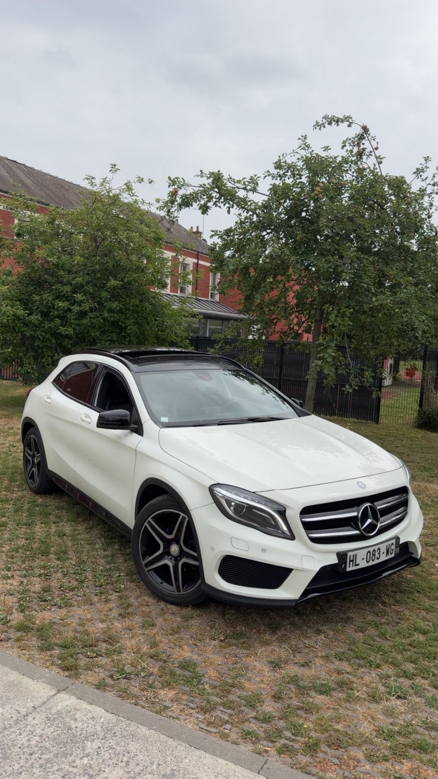 Mercedes GLA 200 AMG-lijn, Auto's, Mercedes-Benz, Zwart, Wit, Leder, 5 deurs