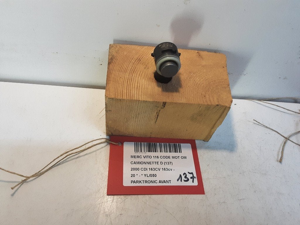 PARKEERSENSOR Mercedes-Benz Vito (447.6) (A0009055504), Gebruikt, Mercedes-Benz, Mevr. I. Hauben, Rue de l'Espoir 34 34
4030  GRIVEGNÉE, BE