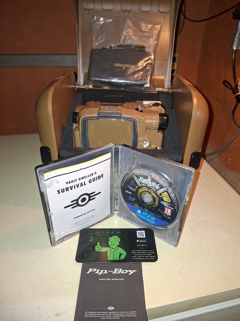 fallout 4 PIP-BOY + Steelbook Editie PS4, Consoles de jeu & Jeux vidéo, 1 joueur, Enlèvement, Comme neuf, À partir de 16 ans