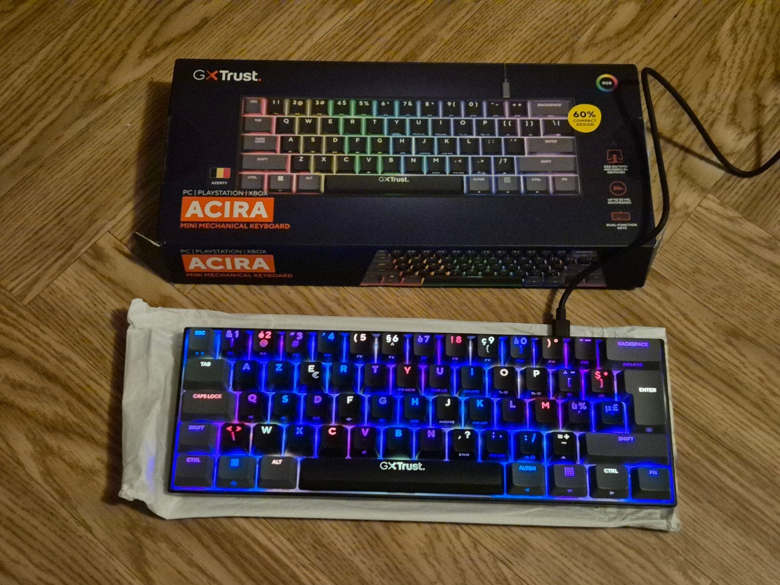 60% vertrouwt op het mechanische toetsenbord van Avira., Gaming toetsenbord, Azerty, Ophalen of Verzenden, Zo goed als nieuw