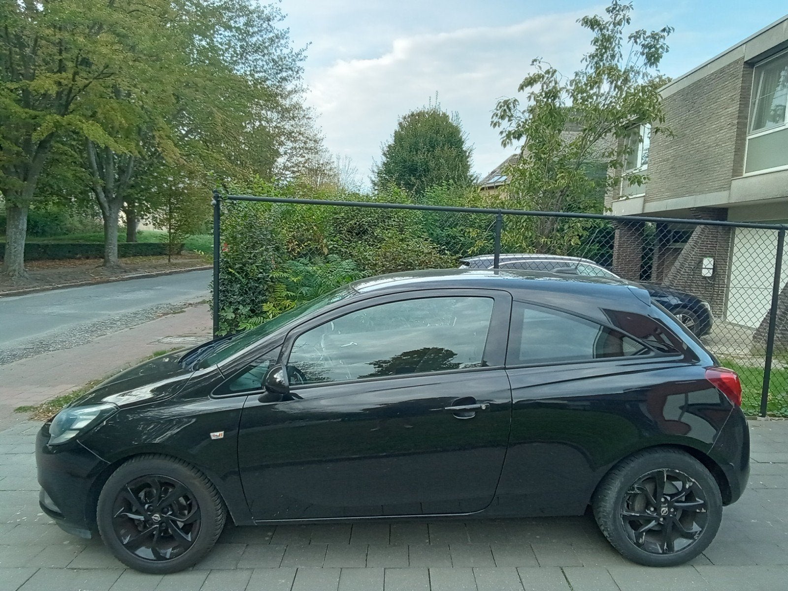 OPEL CORSA E 1.4 BENZINE LICHTEVRACHT, Particulier, Te koop