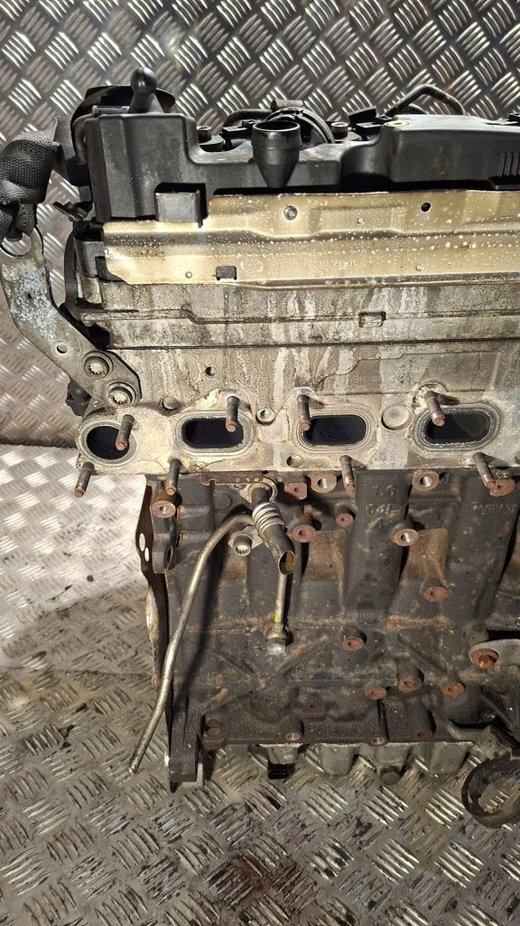 Moteur DGDB Complet VW TOURAN TIGUAN, Envoi, Utilisé, Skoda