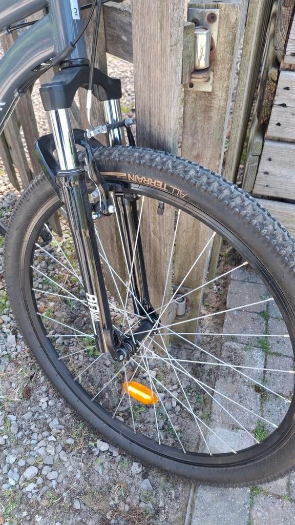 Mountain bike  nieuwe staat grijs, Ophalen
