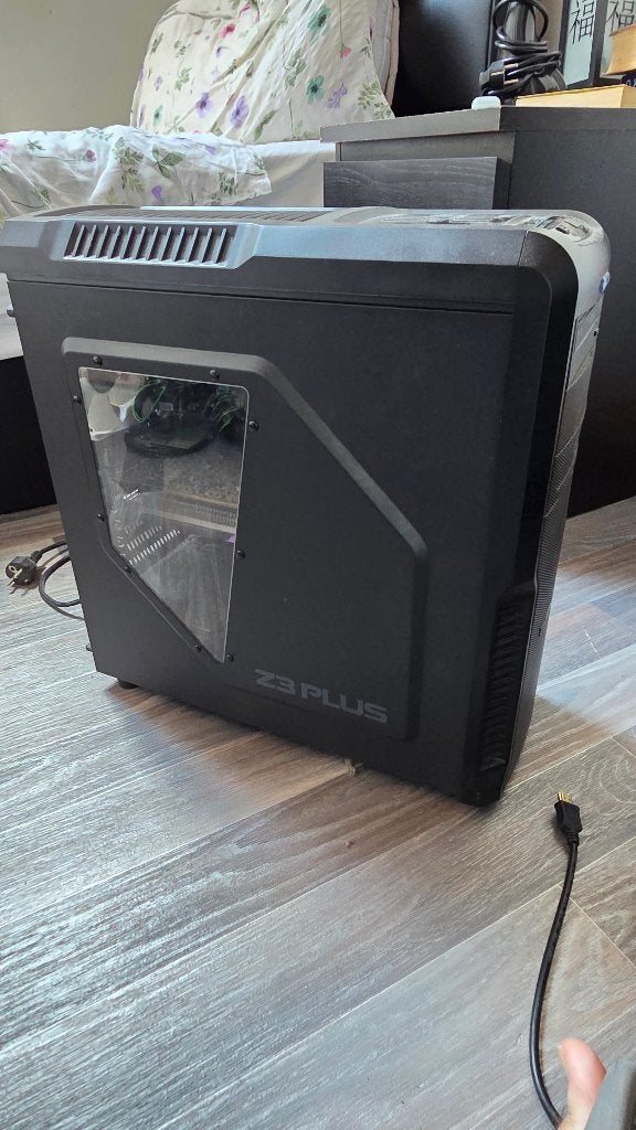 Tour PC gaming ancienne – Pour pièces / À réparer, Computers en Software, Desktop Pc's, Ophalen, Niet werkend, Gaming, Onbekend