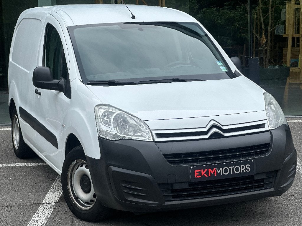 Citroen Berlingo / Trekhaak / Navi /125153km, Auto's, Citroën, Stof, 72 kW, Electronic Stability Program (ESP), Wit