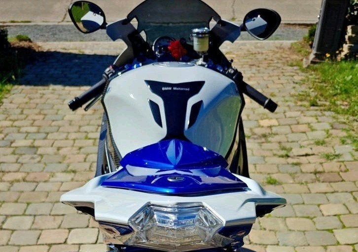 BMW HP4 COMPETITION n°5881/6000, Plus de 35 kW, Super Sport, 4 cylindres, Automatique